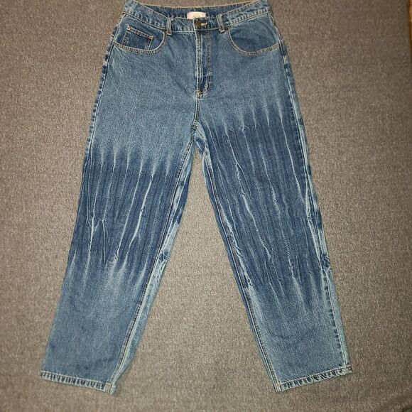 Urban Outfitters Denim - Classic Blue Women's Denim Jeans - Relaxed Fit